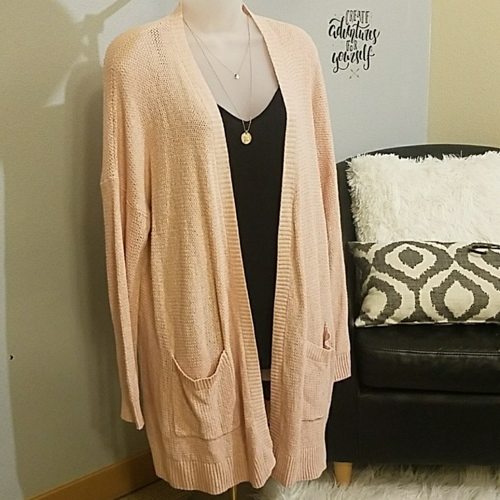 NWOT - Mossimo pink knit cardigan